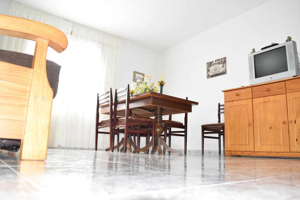 Chuca House Guest House Requias Luaran gambar