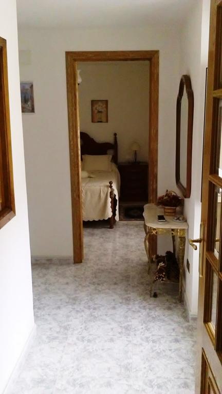 Chuca House Guest House Requias Luaran gambar